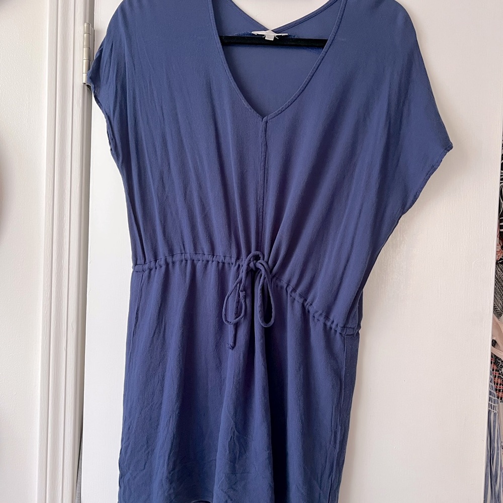 5/$25 GLAM• Flattering V Neck Tunic Drawstring Waist • Blue